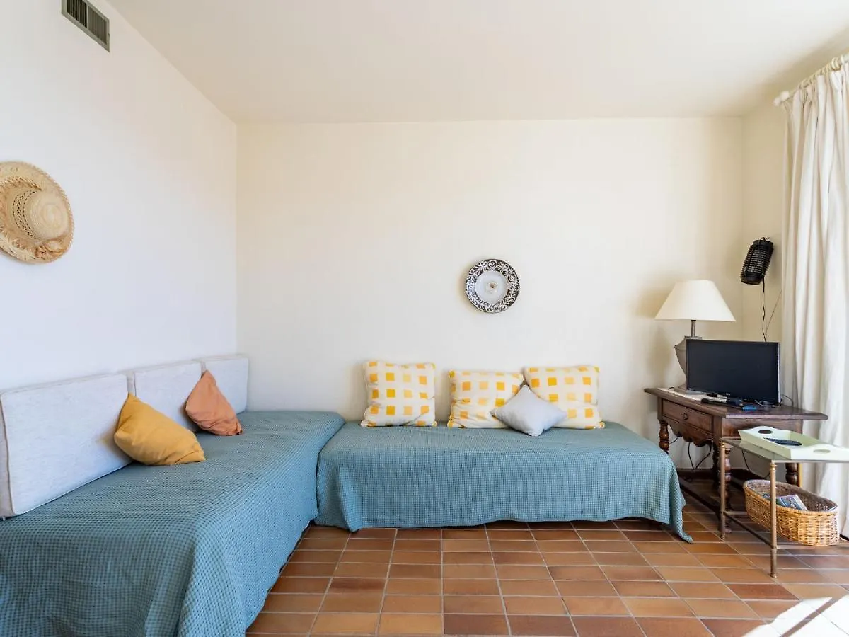 Apartment Les Bougainvillees By Interhome Le Lavandou